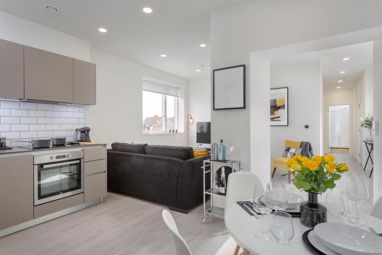 Luxury Serviced Apartments Stevenage, Hertfordshire Buitenkant foto