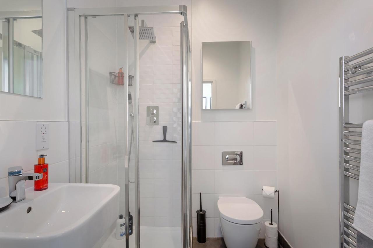 Luxury Serviced Apartments Stevenage, Hertfordshire Buitenkant foto