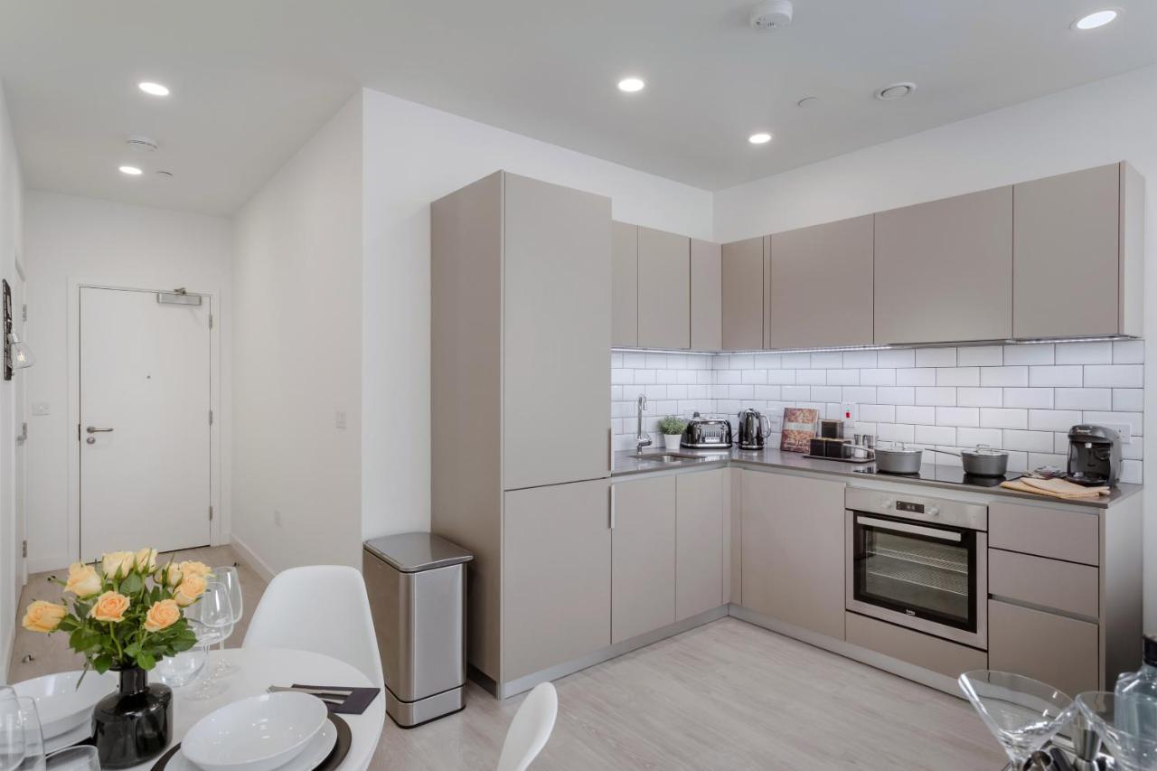 Luxury Serviced Apartments Stevenage, Hertfordshire Buitenkant foto