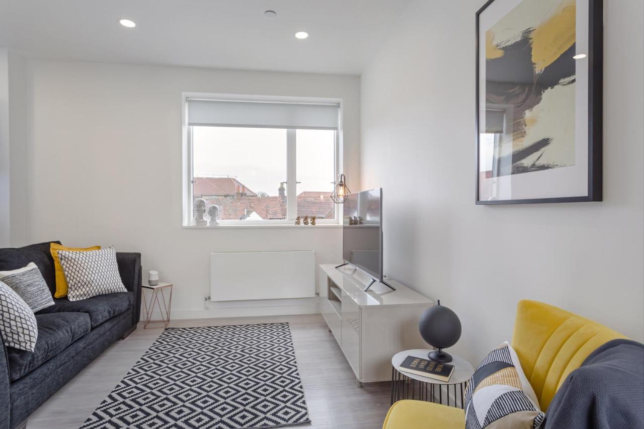 Luxury Serviced Apartments Stevenage, Hertfordshire Buitenkant foto