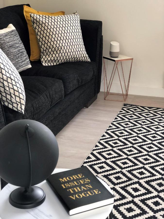 Luxury Serviced Apartments Stevenage, Hertfordshire Buitenkant foto