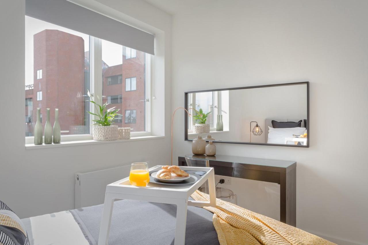 Luxury Serviced Apartments Stevenage, Hertfordshire Buitenkant foto
